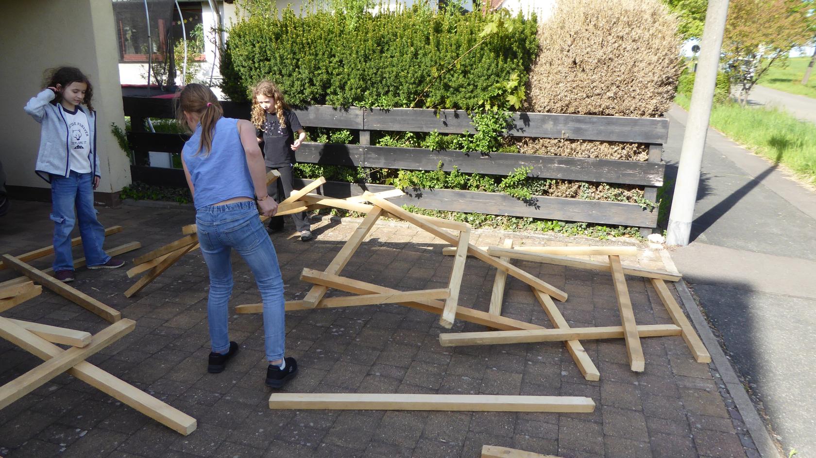 Leonardo-Brücke Doppellatten Jugend Forscht 3.JPG